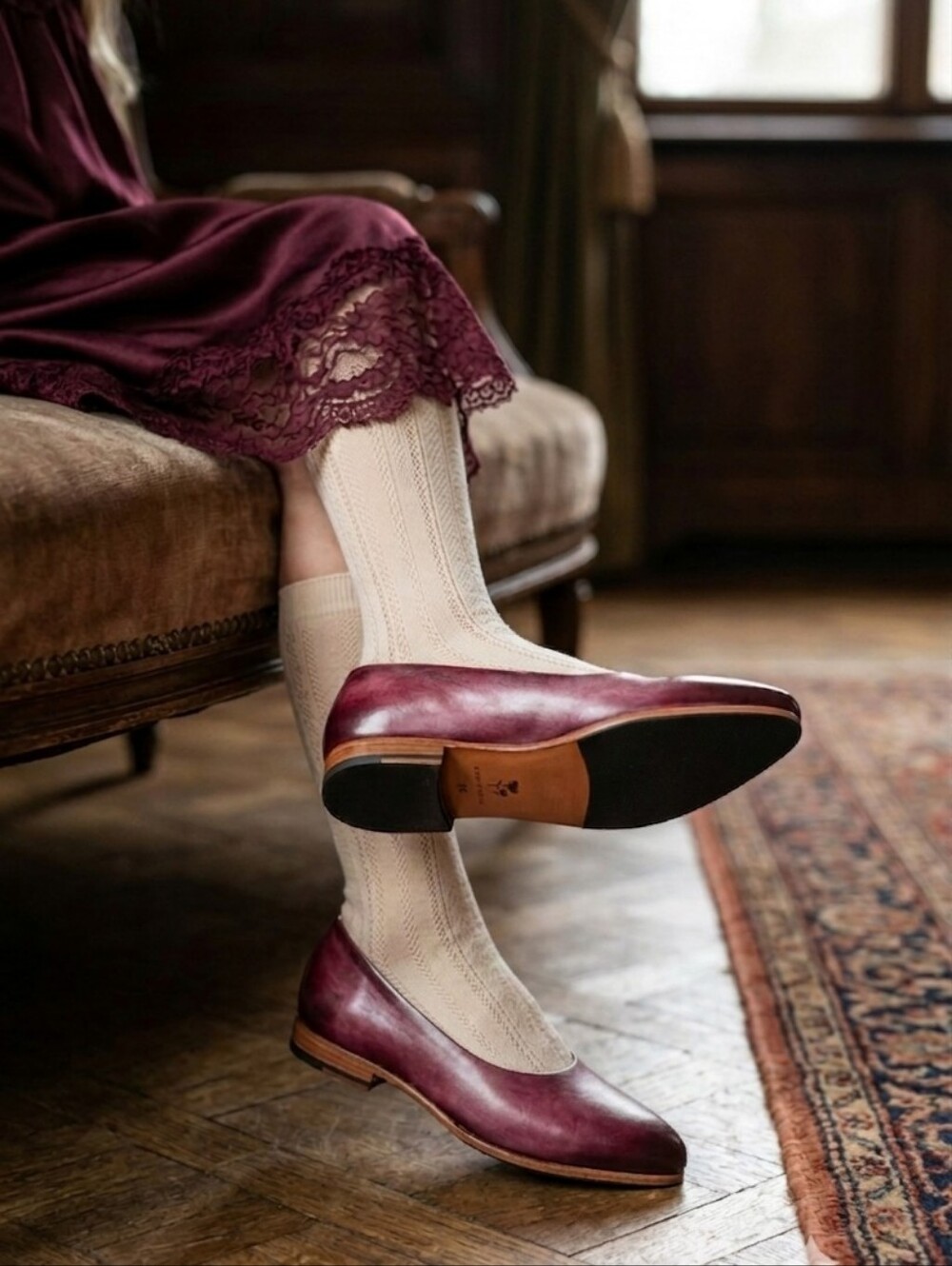 ✨ NWT Two Pretty Hand-Painted Leather Ballet Flats – Wine Patina ✨